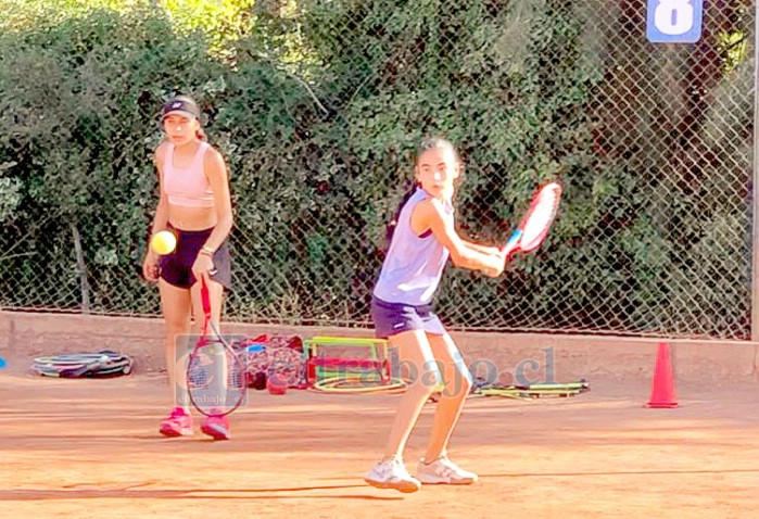 Las hermanas Franca y Matilde Mardini son parte del selecto grupo que representará a San Felipe en el Regional federado. 