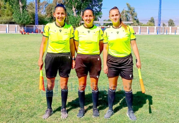 La liga Afava incorporó ternas femeninas al arbitraje.