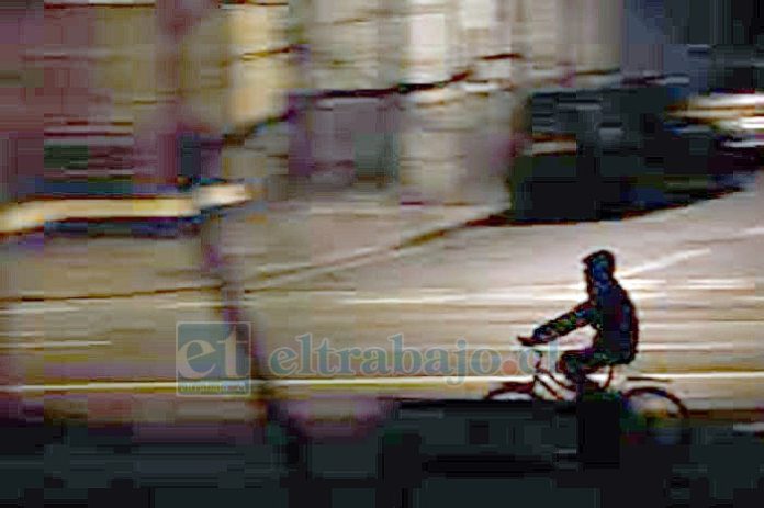 Alertan sobre asaltante en bicicleta en Población Manuel Rodríguez. (Imagen referencial: Irobike).