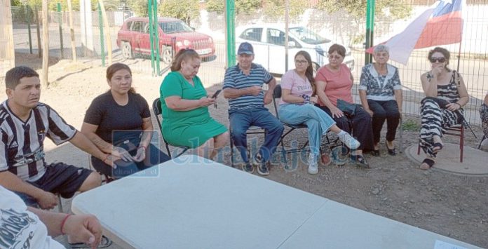 Vecinos exponiendo sus problemáticas.