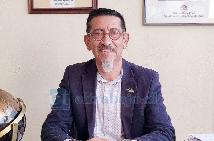 Jorge Robles, el nuevo director del Liceo Roberto Humeres de San Felipe.