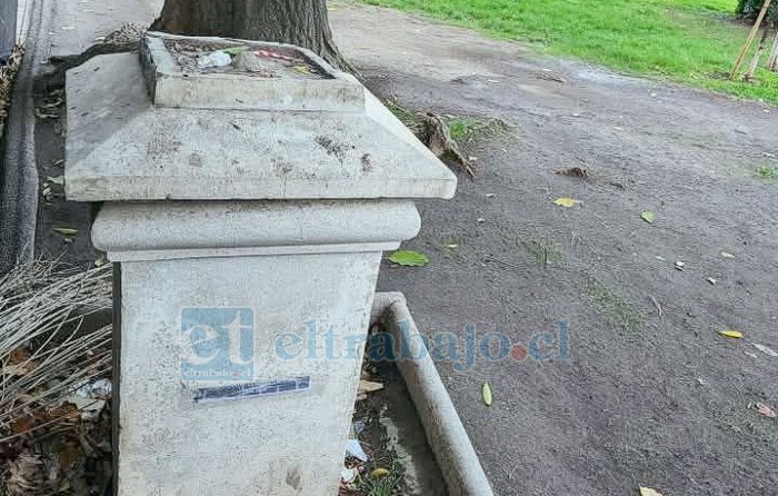 Aquí derechamente falta la estatua.