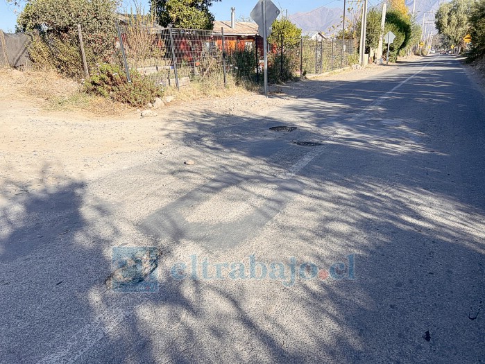Nuevamente reaparecieron los baches en el camino que une San Felipe con Quebrada Herrera.