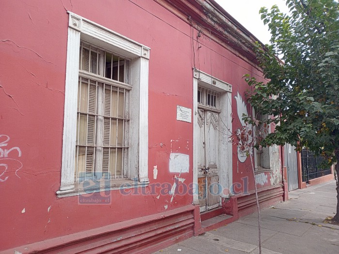 Frontis de la sede de Talleres Femeninos.
