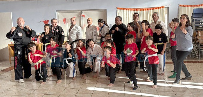 Con éxito total realizan Seminario de Artes Marciales en nuestra comuna
