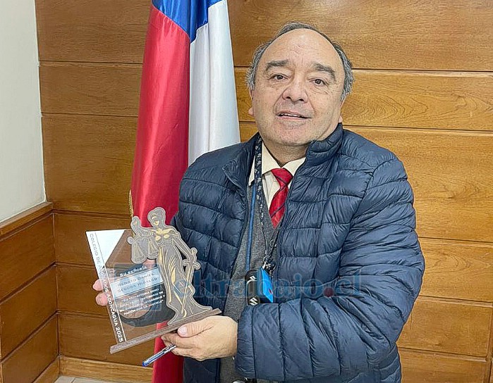 Renato Segura, juez del Tribunal de Familia de Los Andes, uno de los jueces más antiguos del Valle del Aconcagua.