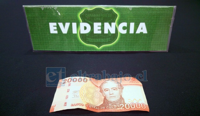 Con 20 mil pesos intentó evitar recibir una infracción de tránsito.