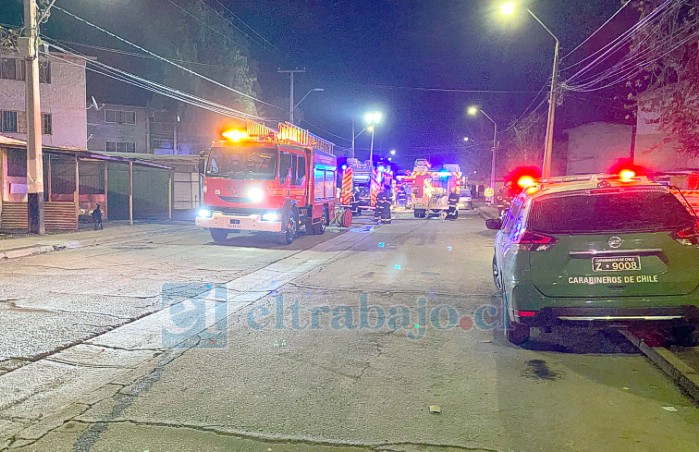 Incendio afectó un departamento en un tercer piso en la Villa Departamental.