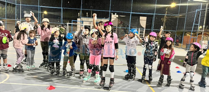 Un total de 23 niñas y niños componen el club, que lleva un año de formación.