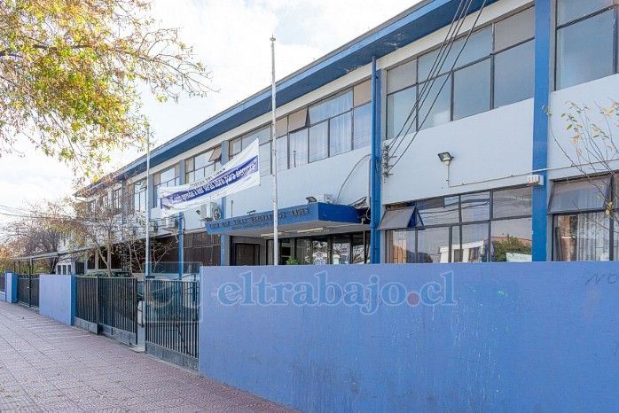 Padre del menor agredido en el Liceo Max Salas pide al establecimiento que aclare los hechos.