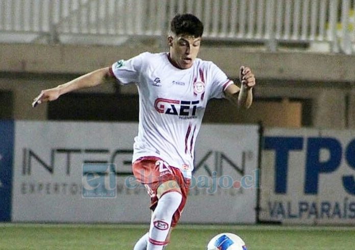 Pablo Rodríguez dio el salto desde la cantera al plantel de honor de Unión San Felipe.