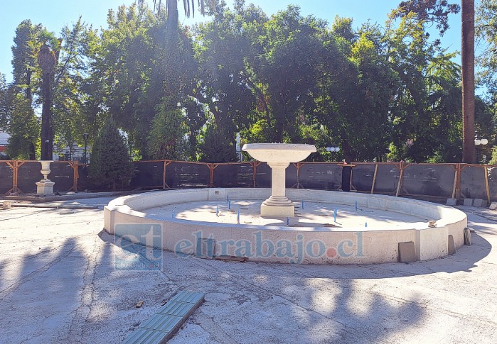 Inauguración de la pileta de la Plaza de Armas abrirá el mes aniversario de San Felipe (Imagen de archivo).
