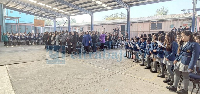 Liceo Corina Urbina celebra 123 años formando mujeres del Valle de Aconcagua