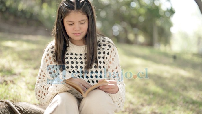 Últimas semanas para postular al concurso que invita a estudiantes de 7° y 8° básico a recomendar sus libros favoritos.