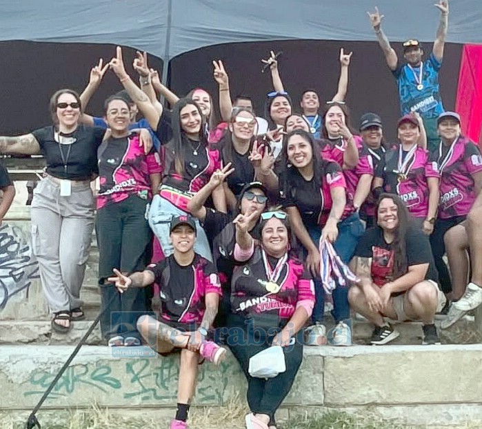 Algunas de las integrantes aconcagüinas de ‘Bandidas Tuning Club’.