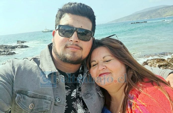 Una foto del recuerdo, de Lorena con su hijo Nicolás que publicamos en Diario El Trabajo. Ahora lo cuidará desde el cielo.