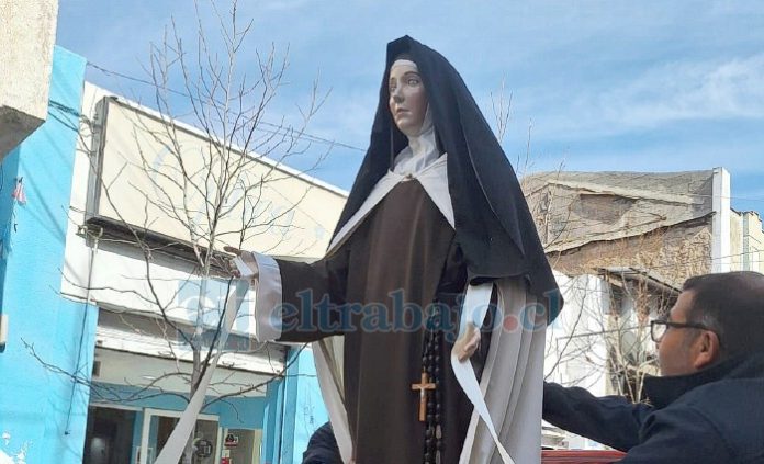 Santa Teresa de Los Andes visita el Valle de Aconcagua.