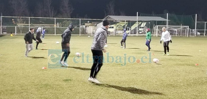 Parte del entrenamiento de los jugadores Sub-45.