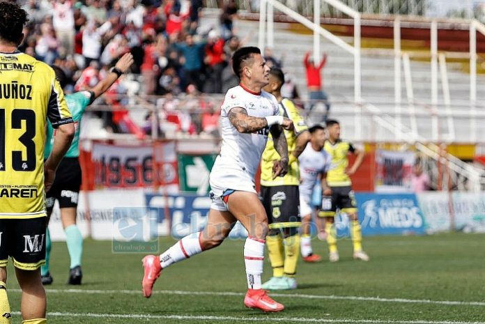 Gran momento. Sergio Vergara fue al autor del gol de la victoria sobre San Luis (Foto: Jaime Gómez Corrales).