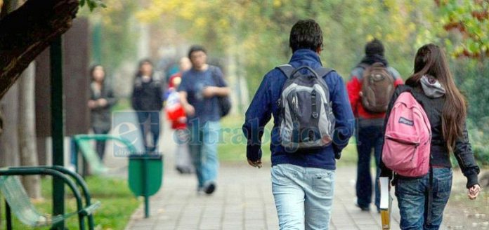 Aumentan cobertura de beca de apoyo económico a estudiantes universitarios (Imagen referencial: Diario Concepción).