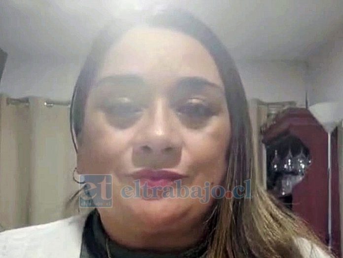 Sara Riquelme Barría, mujer de 52 años de edad con artrosis avanzada.