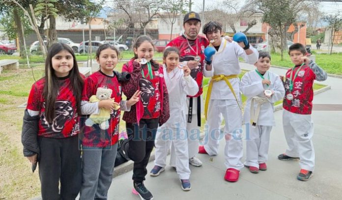El Taller Municipal de Karate de Catemu consiguió seis destacados logros en el torneo regional desarrollado en La Calera.