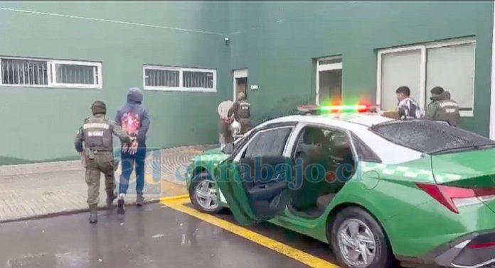 Estos son los tres delincuentes detenidos por robo frustrado.