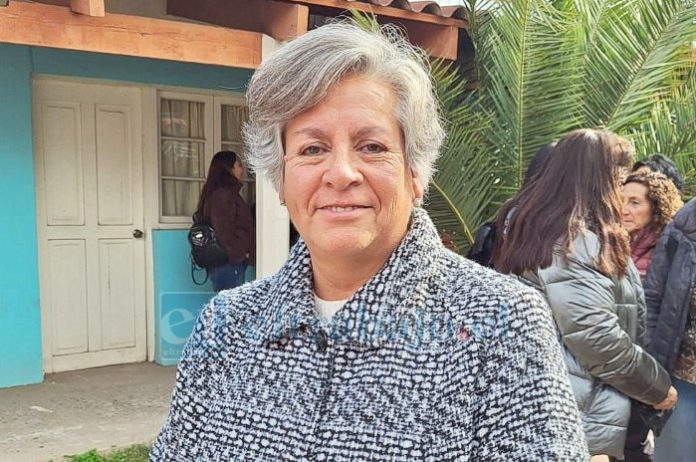 Alma Araya, presidenta del Colegio de Profesores de San Felipe.