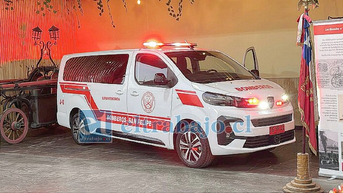 Este es el vehículo adquirido por Bomberos.