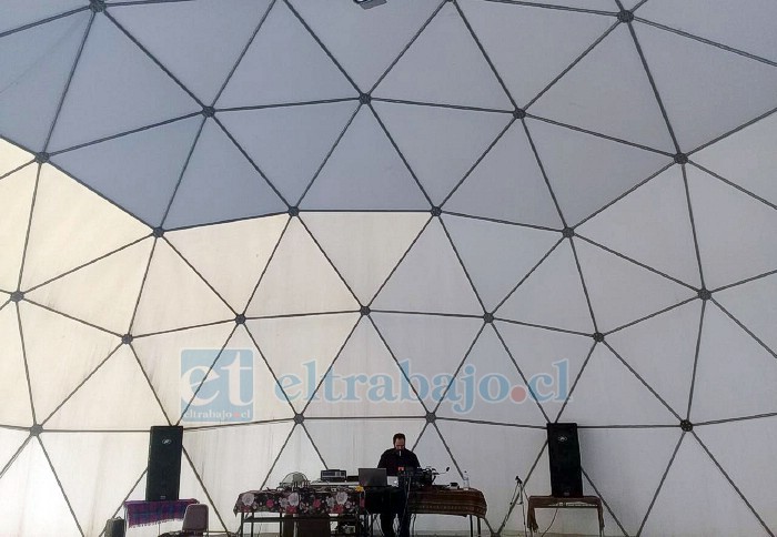 El evento es organizado por el programa de radio y podcast AUTÓMATA, con más de trece años de trayectoria en la difusión de la música independiente y de vanguardia.