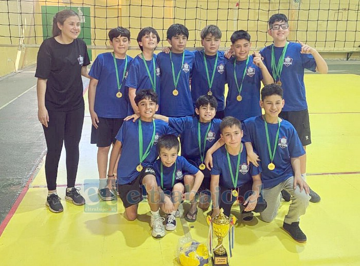 Al igual que la U14, la categoría U12 se coronó campeona en su serie.