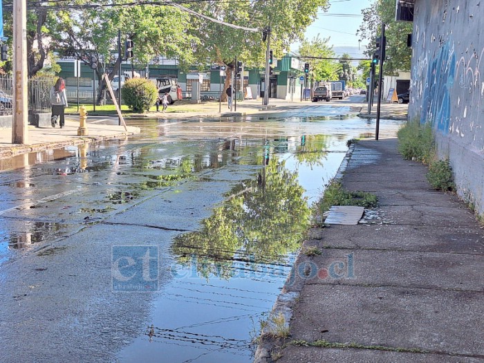 Buscan soluciones para los interminables desbordes de canales.