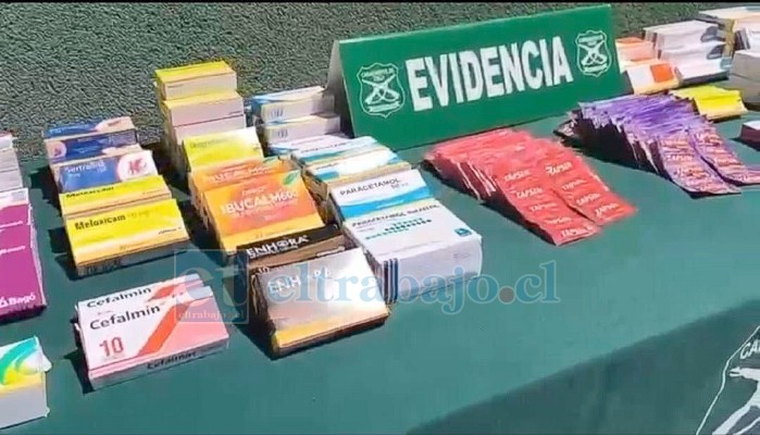 Más de 3 mil dosis de medicamentos eran vendidos de manera ilegal en la feria de Diego de Almagro.