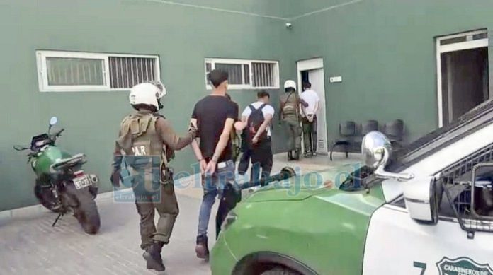 Tres menores de edad fueron detenidos por robo con violencia en nuestra comuna.