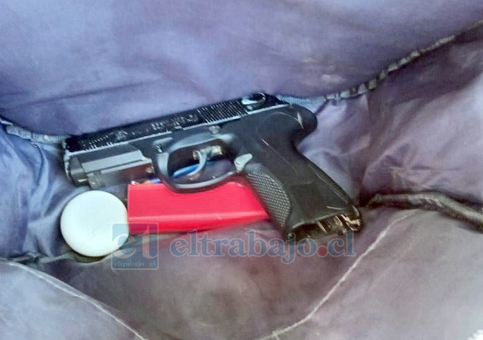 Detienen a dos menores de edad por porte de arma de fuego en pleno centro 