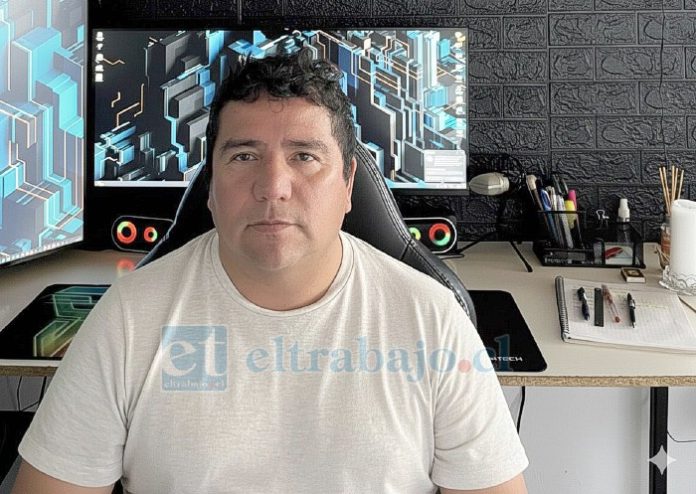 Juan Ramón Cornejo Guerra, analista de sistemas de Catemu y creador de la página fichalo.cl.