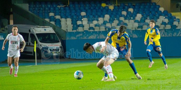 Unión San Felipe dio la sensación que pudo haber corrido mejor suerte ante el ‘Campanil’ (Foto: Gentileza Comunicaciones (UDC).