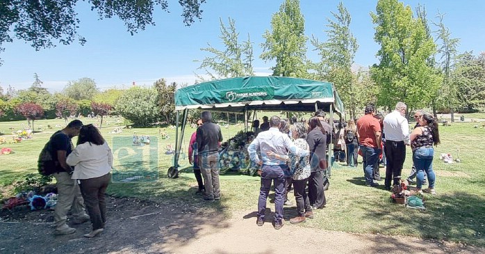 Su despedida fue realizada en el Cementerio Parque Almendral.