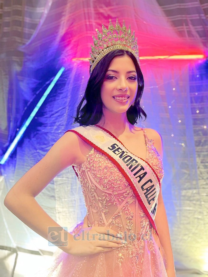 Isidora Reyes, 17 años de edad, Señorita Calle Larga 2025.