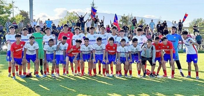 La selección de Rinconada está a solo un obstáculo de llegar a la final del Regional Sub-15.