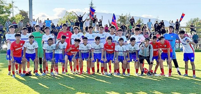 La selección de Rinconada está a solo un obstáculo de llegar a la final del Regional Sub-15.