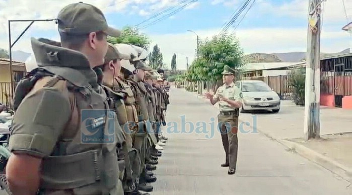 Operativo comenzó en la Villa Las Acacias.