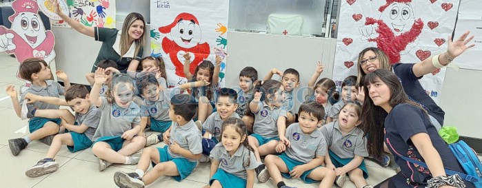 Desde muy temprano los menores dieron el ejemplo aportando a la Teletón. 