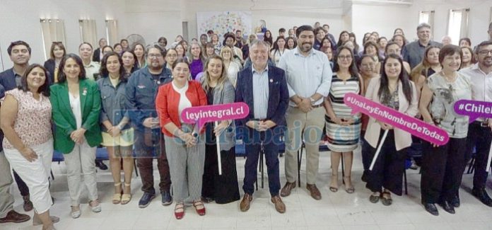 El encuentro convocó a cientos de personas.