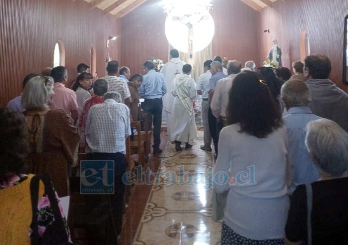 El pasado domingo 23 de noviembre la comunidad de Pillo Pillo, Putaendo, inauguró la reconstruida capilla de Cristo Rey.