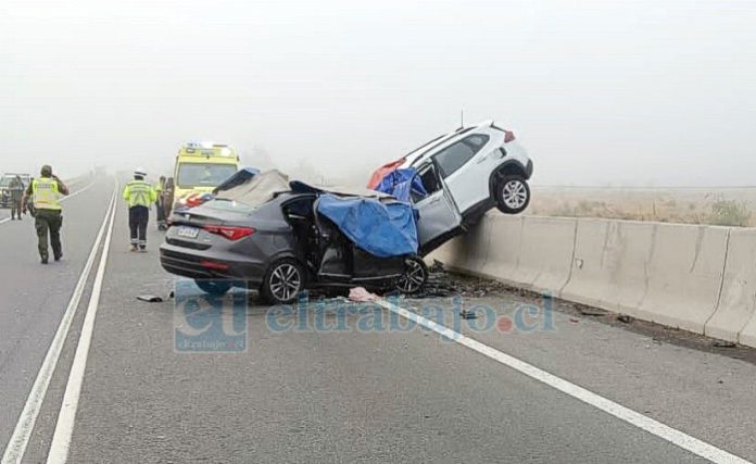 Tres víctimas fatales y dos menores heridos de gravedad tras accidente en la Autopista Los Andes.