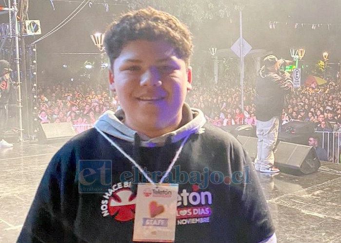 Emiliano Alfaro, joven sanfelipeño de 15 años, lidera junto a su grupo de amigos las actividades solidarias a favor de la Teletón.