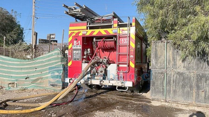 Bomberos debió enfrentar las complejidades de acceso al lugar: (foto bombaaconcagua). 