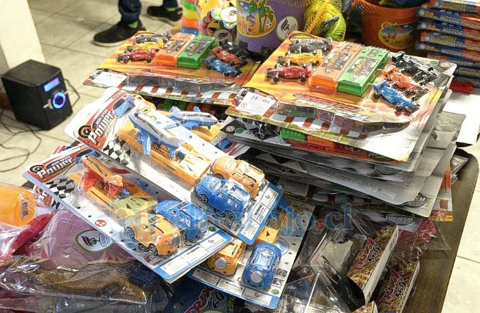 Regalos podrían ser entregados durante noviembre a las juntas de vecinos (Imagen referencial: Municipalidad de El Bosque).