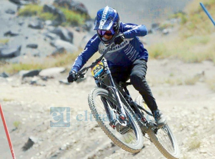 Con tan solo 13 años, José Tomás ya acumula una sobresaliente trayectoria en el enduro nacional con 44 podios, de los cuales 34 corresponden a primeros lugares.